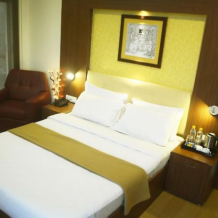 Hotel Arunachala Tiruvannāmalai الغرفة الصورة